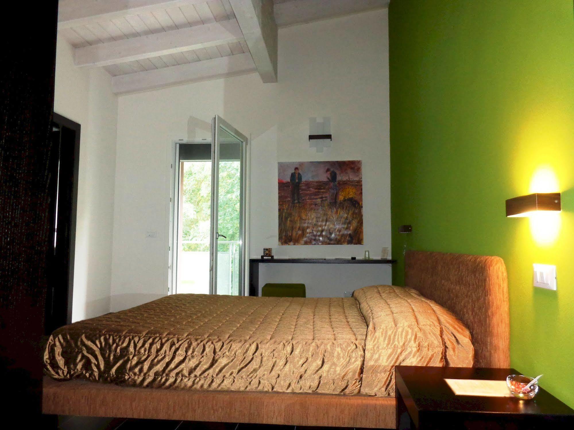 Bed and Breakfast Anima Mundi Curtatone Exterior foto